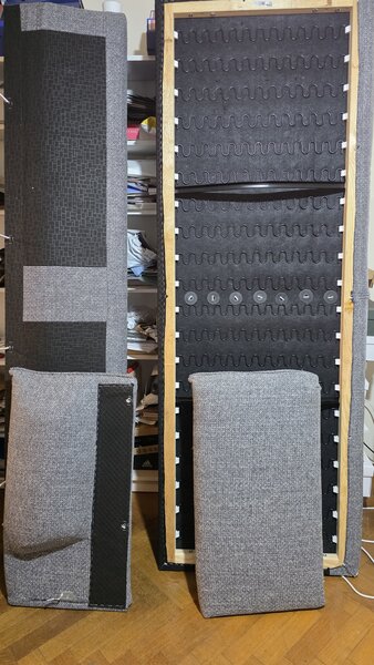 Canapea de 3 locuri IKEA, folosita 2 ani